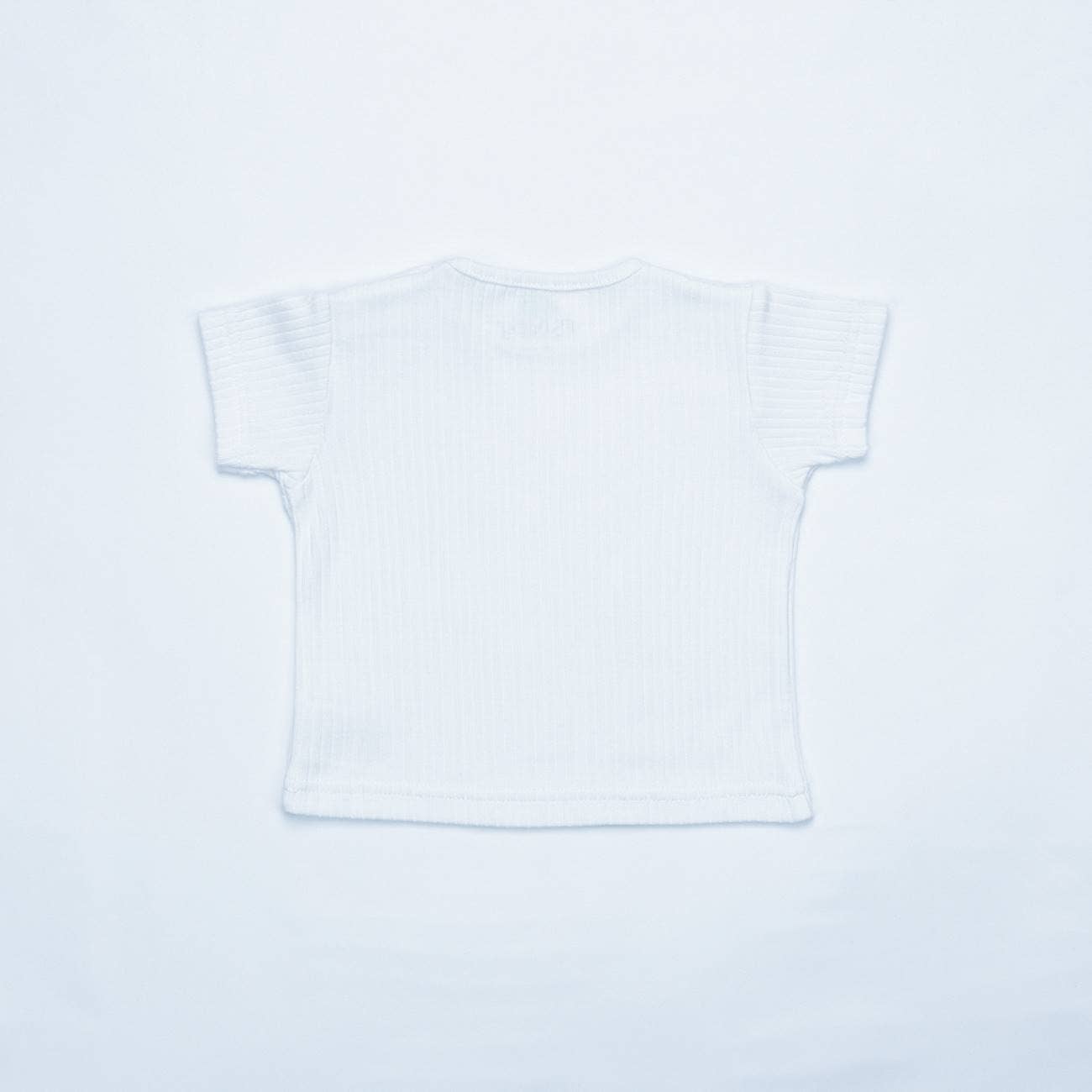 16786 - Salopette en lin + t-shirt - PE 26: White/blue / 6 M